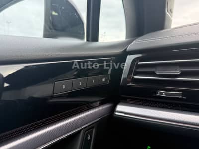 Volkswagen Touareg 3.0 TDI*R LINE*BlackS*PAN*MATRI*LUFT*VOL — slika 22