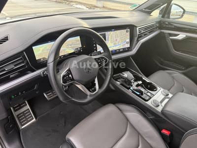 Volkswagen Touareg 3.0 TDI*R LINE*BlackS*PAN*MATRI*LUFT*VOL — slika 18