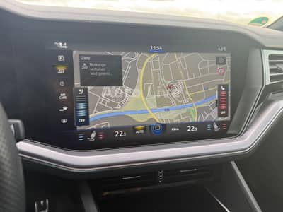 Volkswagen Touareg 3.0 TDI*R LINE*BlackS*PAN*MATRI*LUFT*VOL — slika 17