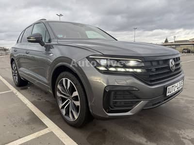 Volkswagen Touareg 3.0 TDI*R LINE*BlackS*PAN*MATRI*LUFT*VOL — slika 7