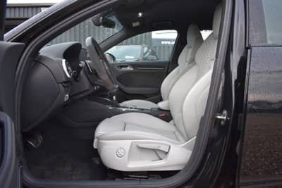 Audi RS3 Sportback 2.5 TFSI quattro Keyles RS sitze — slika 9