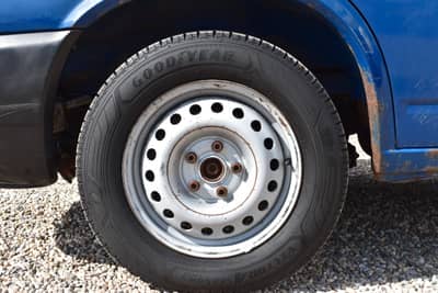 Volkswagen T4 Caravelle 2.5 TDI KLIMA/SERVO/ABS/AHK — slika 26