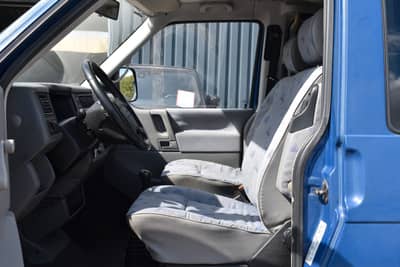 Volkswagen T4 Caravelle 2.5 TDI KLIMA/SERVO/ABS/AHK — slika 11