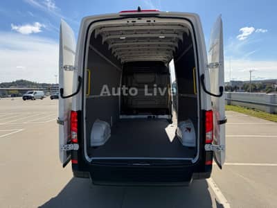 Volkswagen Crafter 35TDI*MAXI-HOCH-LANG*KLIMA*KAMERA*TEMPOM — slika 26