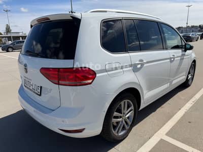 Volkswagen Touran 2.0 TDI*DSG*7xSITZ*PANO*VIRT*NAVI*LED*AHK — slika 5