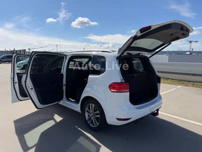 Volkswagen Touran 2.0 TDI*DSG*7xSITZ*PANO*VIRT*NAVI*LED*AHK — slika 33
