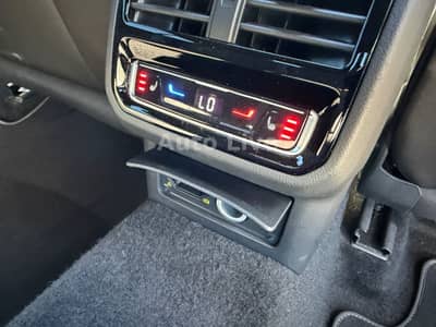 Volkswagen Arteon 2.0 TDI*DSG*R LINE*PANO*IQ*VIRTU*360*VOL! — slika 33