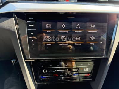 Volkswagen Arteon 2.0 TDI*DSG*R LINE*PANO*IQ*VIRTU*360*VOL! — slika 23