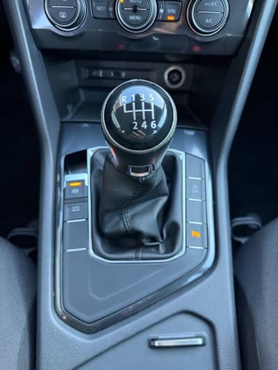 Volkswagen Tiguan 1.4 TSI BMT Comfortline — slika 13