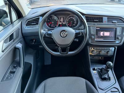 Volkswagen Tiguan 1.4 TSI BMT Comfortline — slika 9