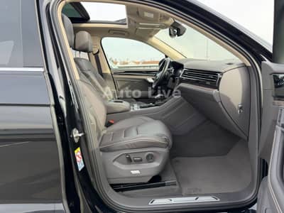 Volkswagen Touareg 3.0 TDI*Atmosphere*PAN*MATR*LUFT*360*VOL — slika 17
