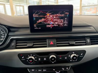 Audi A4 Allroad quattro 2.0TDI Auto. LED Leder — slika 19