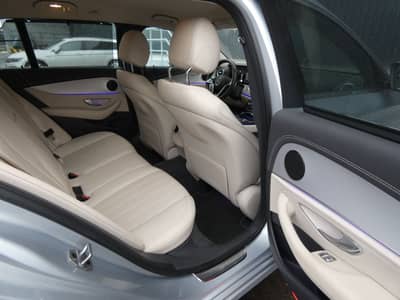 Mercedes-Benz E 220 d LED WIDE Leder Distronic AHK 360° 1-Hand — slika 7