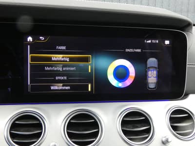Mercedes-Benz E 220 d LED WIDE Leder Distronic AHK 360° 1-Hand — slika 12