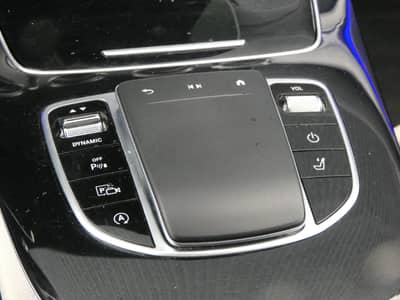 Mercedes-Benz E 220 d LED WIDE Leder Distronic AHK 360° 1-Hand — slika 20