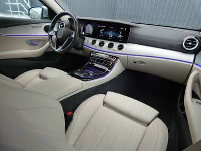 Mercedes-Benz E 220 d LED WIDE Leder Distronic AHK 360° 1-Hand — slika 2