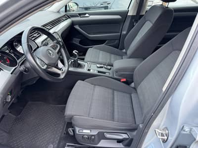 Volkswagen Passat Variant Business — slika 4
