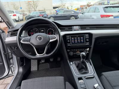 Volkswagen Passat Variant Business — slika 3