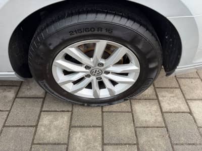 Volkswagen Passat Variant Business — slika 6