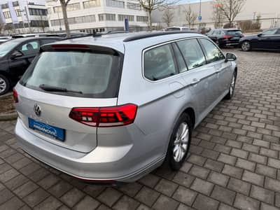 Volkswagen Passat Variant Business — slika 8