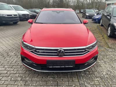 Volkswagen Passat 2.0 TDI Variant R LINE PANO HUD AHK — slika 3