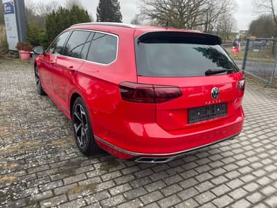 Volkswagen Passat 2.0 TDI Variant R LINE PANO HUD AHK — slika 16