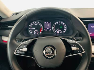 Skoda Octavia Combi Ambition DSG°AMBIENT°4xSHZ8Bereift — slika 11