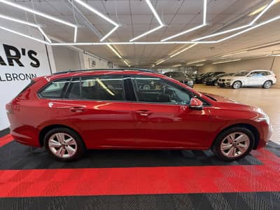 Volkswagen Golf VIII Variant Life/Navi/LED/Ambient/Erster H — slika 6