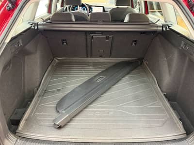 Volkswagen Golf VIII Variant Life/Navi/LED/Ambient/Erster H — slika 18