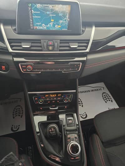 BMW Gran Tourer 218 i Sport Line — slika 14