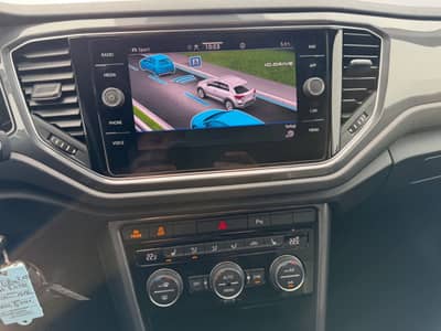 Volkswagen T-Roc 2.0 TDI*DSG*VIRTUAL*PANORAMA*LED*ACC! — slika 19
