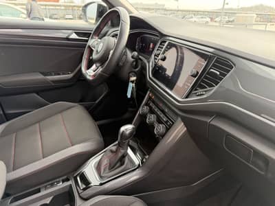 Volkswagen T-Roc 2.0 TDI*DSG*VIRTUAL*PANORAMA*LED*ACC! — slika 12