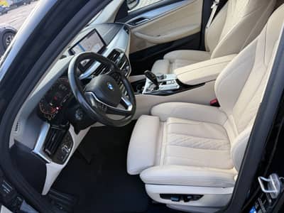BMW 520 d/Ambient/LED/Leder/Kamera/Virtual/TOP — slika 12