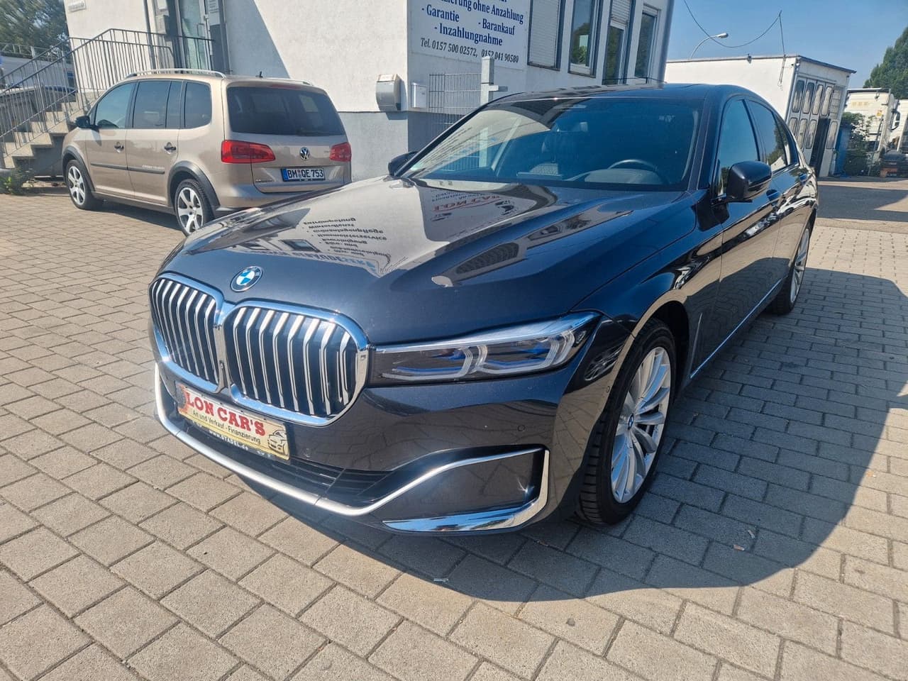 BMW 730 Baureihe 7 Lim 730 d xDrive Navi/360Cam/Top — slika 1