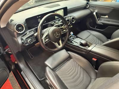 Mercedes-Benz CLA Shooting Brake/Navi/LED/Leder/Eester H./TOP — slika 11