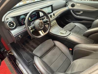 Mercedes-Benz E 220 d AMG Night-Edition/Widescreen/LED/360 Kam — slika 11
