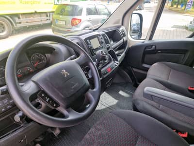 Peugeot Boxer Kasten Hochraum 335 L3H2 Premium BlueHDi — slika 11