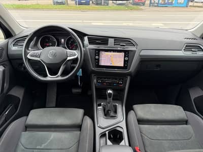 Volkswagen Tiguan Life/Navi/LED/Kamera/Alcantara/Erster H. — slika 13