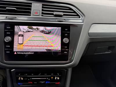 Volkswagen Tiguan Life/Navi/LED/Kamera/Alcantara/Erster H. — slika 14
