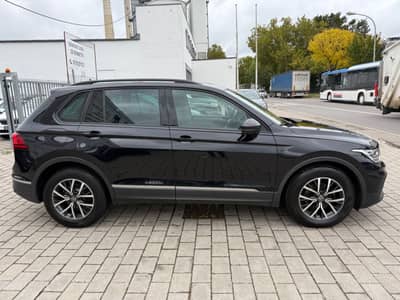 Volkswagen Tiguan Life/Navi/LED/Kamera/Alcantara/Erster H. — slika 6