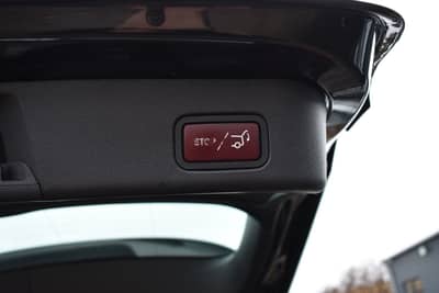 Mercedes-Benz GLE 350 d 4Matic AMG line — slika 40
