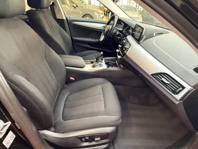BMW 520 5 Limousine 520 d/Navi/LED/Kamera/Totw/TOP — slika 16