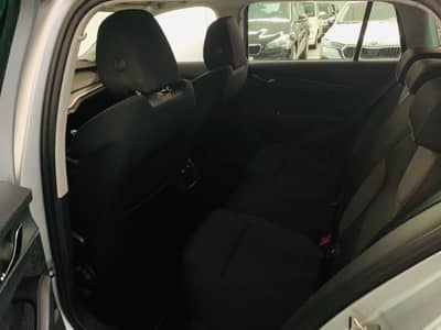 Skoda Octavia Combi Ambition°NAVI°LED°SHZ°PDC°1.Hd° — slika 20