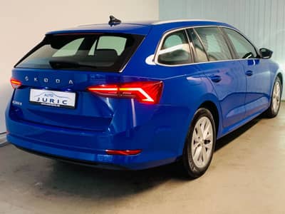 Skoda Octavia Combi First Edition°HEAD-UP°LED°SHZ° — slika 4