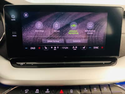 Skoda Octavia Combi First Edition°HEAD-UP°LED°SHZ° — slika 14