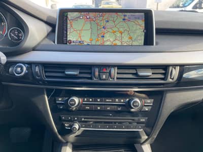 BMW X5 xDrive 30 d LAGERSCHADEN/bedingt fahrbereit — slika 9