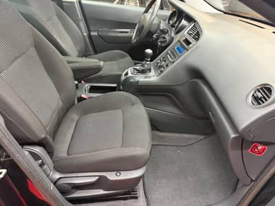 Peugeot 5008 2.0 Family plus HDi FAP 150 — slika 15