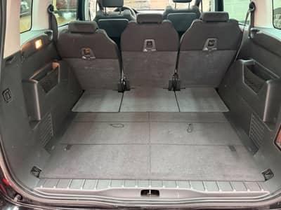 Peugeot 5008 2.0 Family plus HDi FAP 150 — slika 18