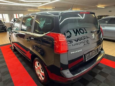 Peugeot 5008 2.0 Family plus HDi FAP 150 — slika 10