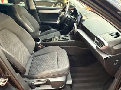 Seat Leon FR/Navi/LED/Teilleder/Erster H./TOP — slika 16